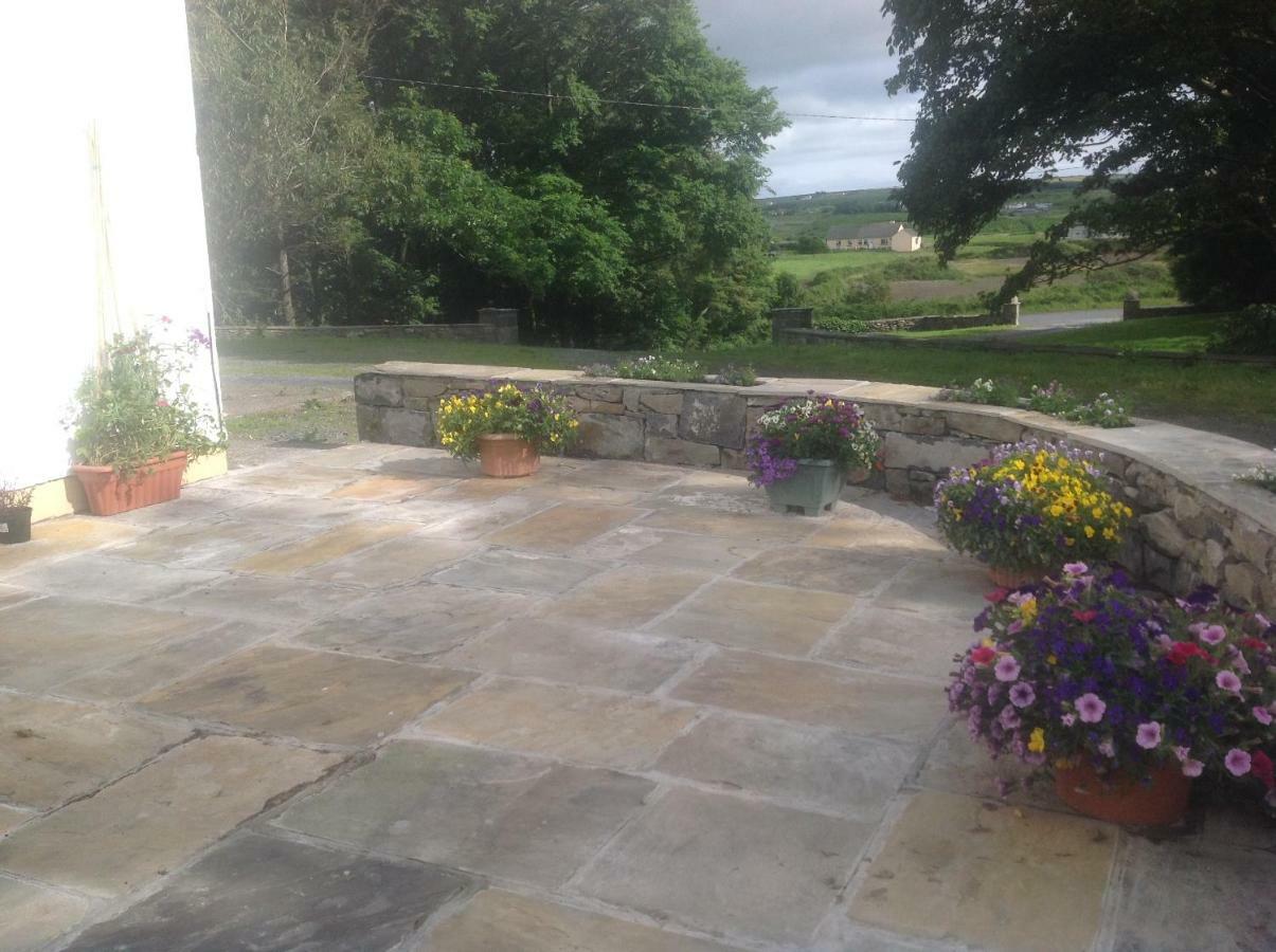 St. Catherines Doolin Luaran gambar